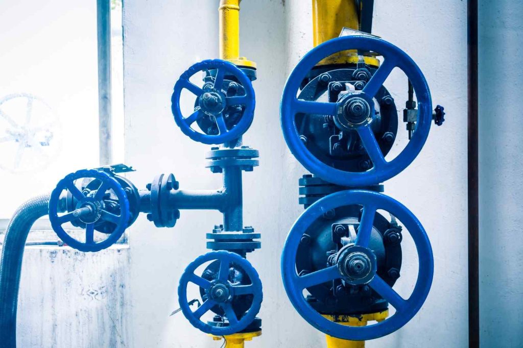 flanged-vs-threaded-valves-complete-comparison